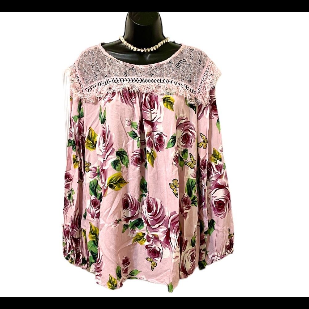 💝 Suzanne Betro Pink lace and cotton floral and butterfly blouse, 2X